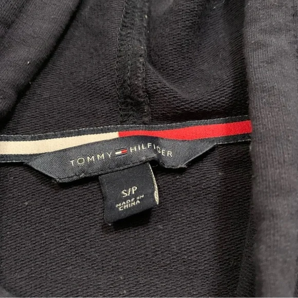 Tommy Hilfiger Women’s Cropped Hoodie - Picture 4 of 7